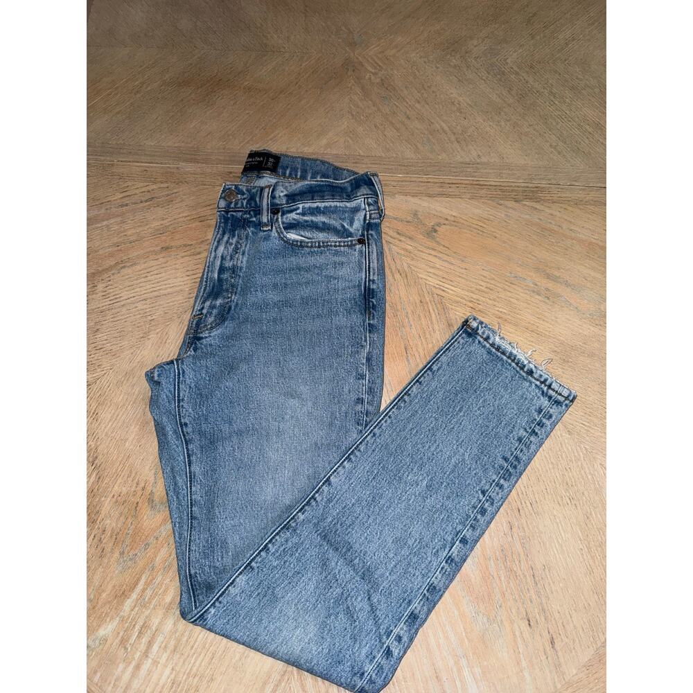 Abercrombie and Fitch vintage stretch slim jeans medium wash size 30x32